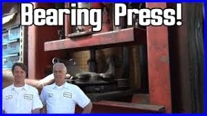 Have a question about toyota sienna 2004 wheel specs? 2004 Toyota Sienna Axle I Have A 2004 Toyota Sennia And I
