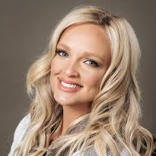 Casey Spears's Instagram, Twitter & Facebook