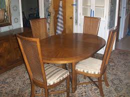 Vintage 1969 Drexel Heritage Compatica Dining Room Set 4 Chairs Buffet Pecan Tuscan Dining Room Furniture Tuscan Dining Rooms Dining Room Furniture Styles