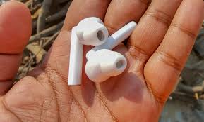 Realme says the buds air pro provide noise cancellation up to 35db, achieved using the feedback microphone and feedforward microphone, which collect the ambient noise outside and inside the ears, respectively, and generate cancelling sound waves. Realme Buds Air Pro Review Atorda