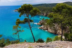 It can be declared globally and can be accessed globally. Les 12 Plus Belles Randonnees A Faire Dans Le Var