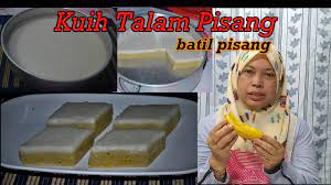 Resep kue talam pandan tepung beras bahaba 1.400 ml santan sedang 2. Kuih Talam Pisang Wadai Batil Pisang Kuih Tradisi Banjar Dan Melayu Youtube