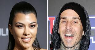 Jul 30, 2021 · travis barker's hairstyling skills don't stop at braiding. Kourtney Kardashian And Travis Barker Hold Hands On Date Photos