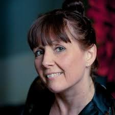 Je suis heureuse d'annoncer ma prochaine exposition qui se déroulera dès  septembre à la Fabrique de Palaiseau (91). C'est une opportunité pour moi  de présenter mes dernières créations et de partager… |