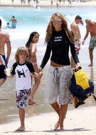 His father, pascal busson, was a former french army officer and algeria veteran, and later a stock broker turned financier. 82 Style Icon Ideas Elle Macpherson Style Fashion