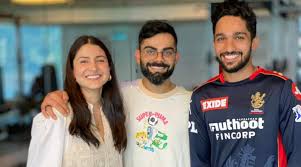 Sharma and kohli often share beautiful pictures of their home on social media, to give a sneak peek into their abode. Mohammed Azharuddeen Meets Anushka Sharma And Virat Kohli Says Happy To Be Amongst Such Humble People Gossipchimp Trending K Drama Tv Gaming News