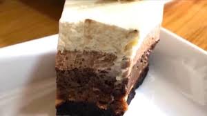 Entremet 3 Chocolats Gateau Et Cuisine Rachida Gateau 3 Chocolat Croustillant Gateau 3 Chocolat Mousse Au Chocolat