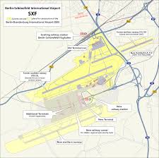 Suatu bandar udara yang paling sederhana minimal memiliki sebuah landasan pacu atau helipad. Pin By Juxin Zhang On Airports Berlin Brandenburg Airport Airport Airport Map