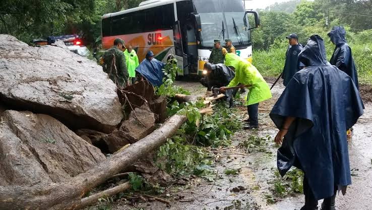 Resultado de imagen para narda, tormenta deja un muerto en oaxaca