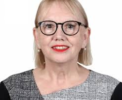 Women in FM: Rewriting the Rules