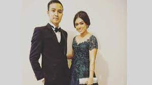Rumah tangga pesohor thalita latief dan dennis lyla diguncang prahara. Thalita Latief Ingin Ceraikan Dennis Lyla Klaim Punya Bukti Suaminya Itu Bukan Laki Laki Yang Baik Warta Kota