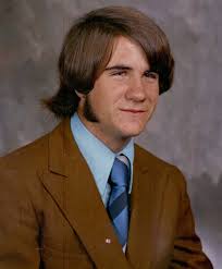 Bruce worked at Fernandes supermarket when he was in high school