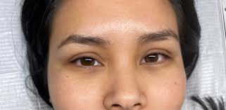 What eye style would fit her best?