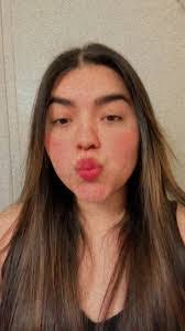 Emily Crow's Instagram, Twitter & Facebook