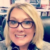 Wendy Lange's Instagram, Twitter & Facebook