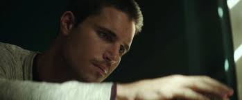 Robbie Amell