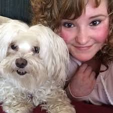 What are some staff morale ideas for an outpatient surgery center lounge?