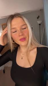 Callie Moyer's Instagram, Twitter & Facebook