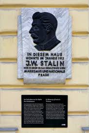 The vienna state opera is reachable by tram in 25 minutes. Stalin Gedenktafel Wien Wikipedia
