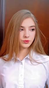 no me la miren mucho que es mi esposa 🥰#tina #stacy #timtim #crazycasa  #facams #rares @Tim Tin @Anastasia/Stacy