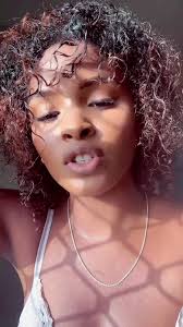 TwitterEmpressofNudity (@empresslivee)