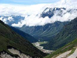 Sikkim beautiful places,sikkim tourist places photos,places to visit in sikkim gangtok,5 days in sikkim gangtok,yumthang valley temperature. Yumthang Valley Of Flowers North Sikkim Best Time To Visit