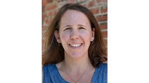 Wendy Stallings's Instagram, Twitter & Facebook