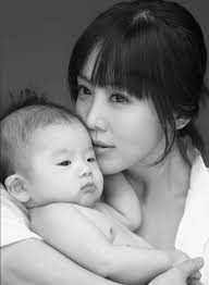 kim jung eun reveals her miss korea family line on happy together 3 child photography girl children photography mother and baby