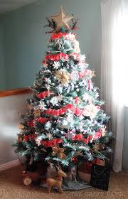 The most common buffalo plaid christmas decor material is cotton. Rustic Red Black Burlap And Buffalo Check Christmas Tree The Craft Patch