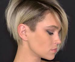 Mariah MacNeil (mariahmacneil92)