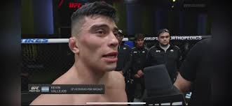 Kayla Harrison terminó el juego….😮‍💨😮‍💨 2 veces ganó oro olímpico,  campeona de PFL y campeona de UFC.