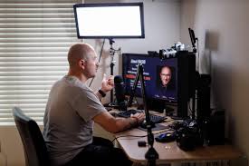 Westcott Lighting On Twitter The Perfect Desktop Lighting Kit For High Quality Video Conferencing Learn More Https T Co Xxyuw2cb3q