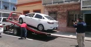 Por conducir un Uber en Veracruz, Edwin terminó preso y en la ruina