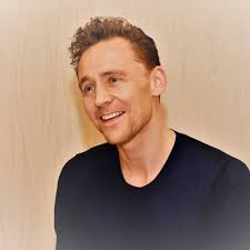 Thomas william hiddleston is an english actor. Tom Hiddleston Age Height Wife Girlfriend Married Dating How Tall Is How Old Is Birthday Family Partner Relationship Date Of Birth Love Life Happy Birthday Mother House Spouse Profile Niece House Address