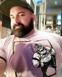 Chris Stutz's Instagram, Twitter & Facebook