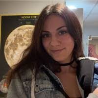 Linda Monteleone's Instagram, Twitter & Facebook