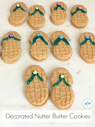 Have i thanked you lately for being a loyal reader here at hungry happenings? Easy To Decorate Flip Flop Cookies Across The Blvd