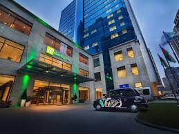 Awaken refreshed from a great night's rest in our beds outfitted with a plush pillowtop mattress Business Hotels In Baku Holiday Inn Baku