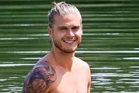 As of 2019, he has successfully completed 31 years of his age. Rurik Gislason Facts Bio Career Net Worth Aidwiki
