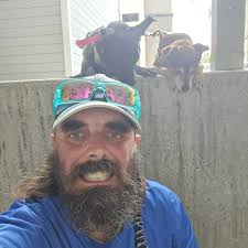 We, https://www.instagram.com/thethreeamigos80521, approve of rescue dogs  and kitties.