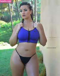 Toni Salina Chee Young / tonzsalina Nude Leaked Photo #50 - Fapello