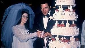 Elvis And Priscilla Presley S Six Level Wedding Cake Elvis And Priscilla Wedding Dance Songs Priscilla Presley
