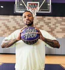 James khristian middleton is an american professional basketball player for the milwaukee bucks of the national basketball association. Damian Lillard Height Wife Age Weight Net Worth Girlfriend How Old Wiki Family Bio Married Son Laheem Lillard Basketball Lebron James Kobe Portland Trail Blazers Space Jam 2 Nba Weber State Jersey