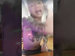 Sau một thời gian bị bắt vì đòi nợ thuê, giang hồ mạng quang rambo bị đưa ra xét xử, tuyên án 8 năm tù tội cưỡng đoạt tài sản. Hinh XÄƒm Tay Cá»§a Kha Báº£nh