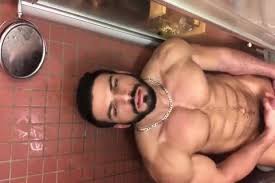 Muscle stud massaged to a cheerful ending. Muscle At Macho Tube