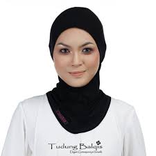 Sara Cotton Neck Inner