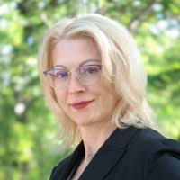 70+ profile według frazy „Celina”