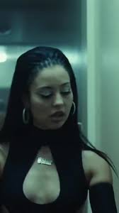 Max: Mucho Más Que Ver