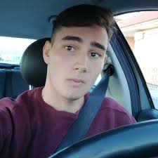 Lorena toro lópez (@loreniiuu19)