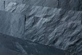 Un showroom de 4500m² situé dans la z.i.2 saint pierre Forgiarini